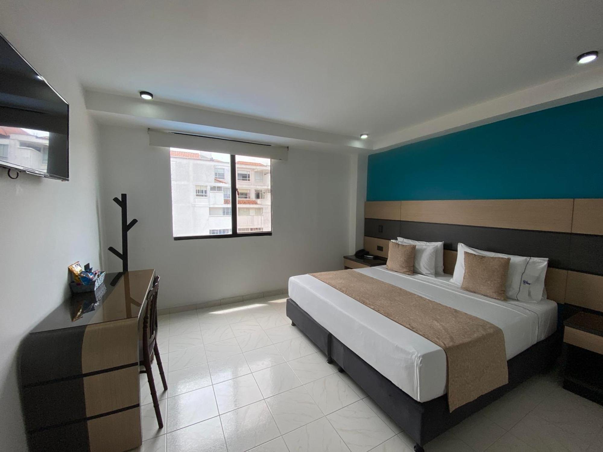Hotel Plaza Real Ocana Exterior photo