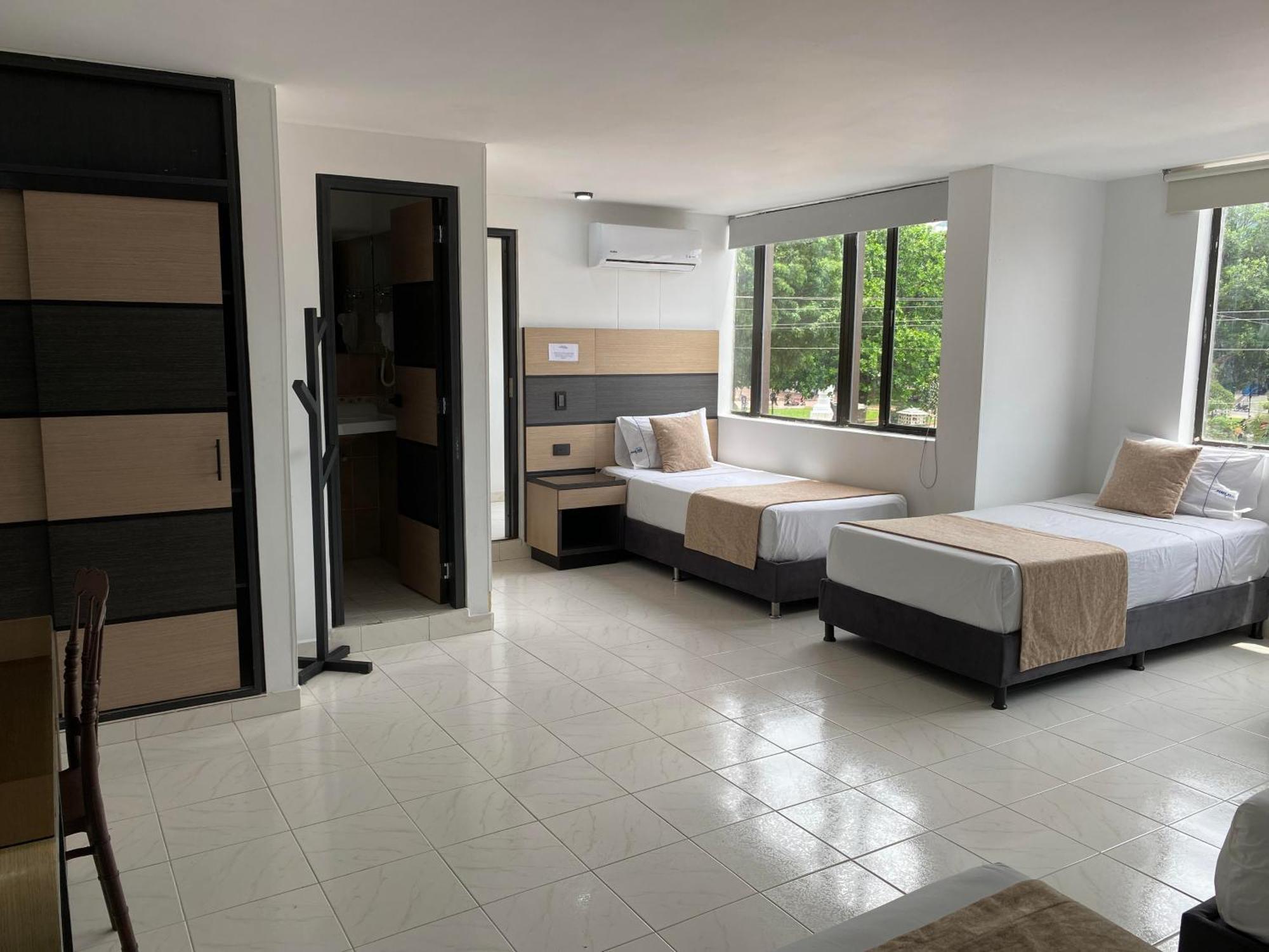 Hotel Plaza Real Ocana Exterior photo